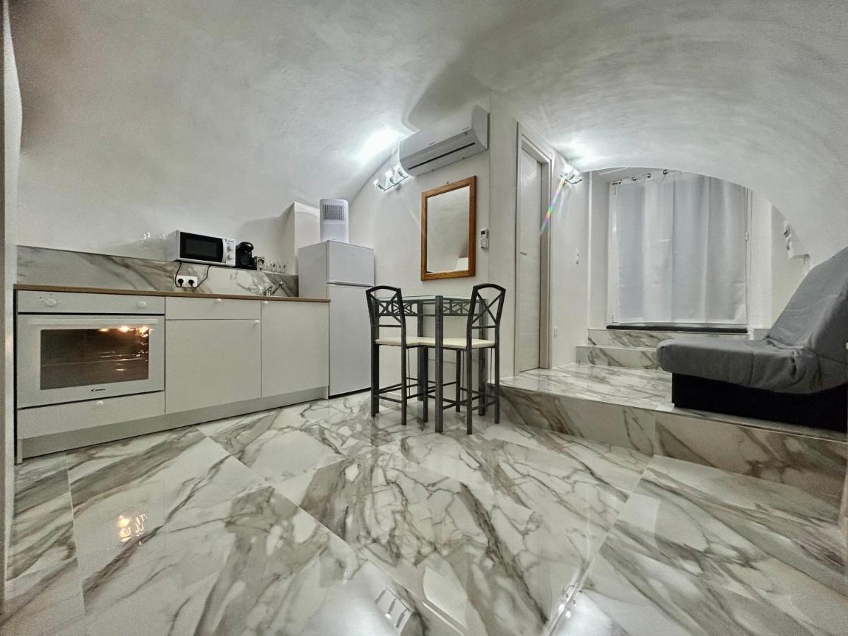 Cave House Apartment Menton Extérieur photo